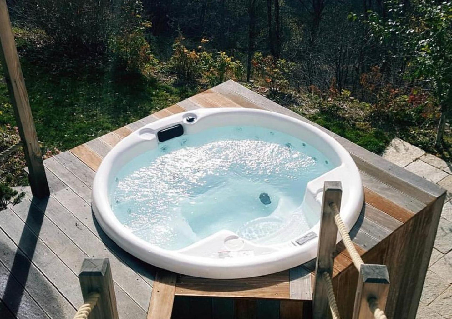 Ria- Hidromasažna kada